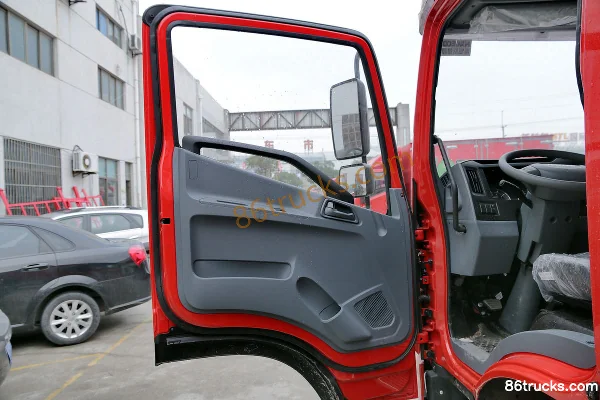 Yuejin Chaoyue C500-33 141 ch 4X2(6 roues) camion léger fourgon à cabine simple 4 m (cabine large) (1) | 86Trucks