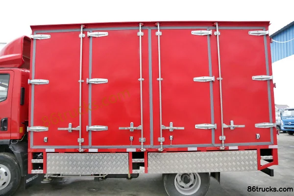 Yuejin Chaoyue C500-33 141 ch 4X2(6 roues) camion léger fourgon à cabine simple 4 m (cabine large) Carrosserie (1) | 86Trucks