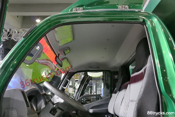 Foton Ollin CTX Tech Edition 143hp 4X2(6 wheels) 4.165m single-row van light truck (China V) Cab (3) | 86Trucks