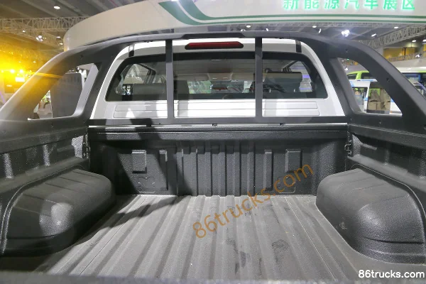 Foton Tunland S 2.8L Diesel 161hp 4WD Double Row Pickup Official Photos (1) | 86Trucks