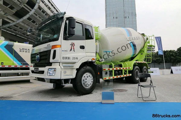 Foton Leisa L9 350hp 6X4(10 wheels) 4.49m³ Concrete Mixer Truck Exterior (3) | 86Trucks