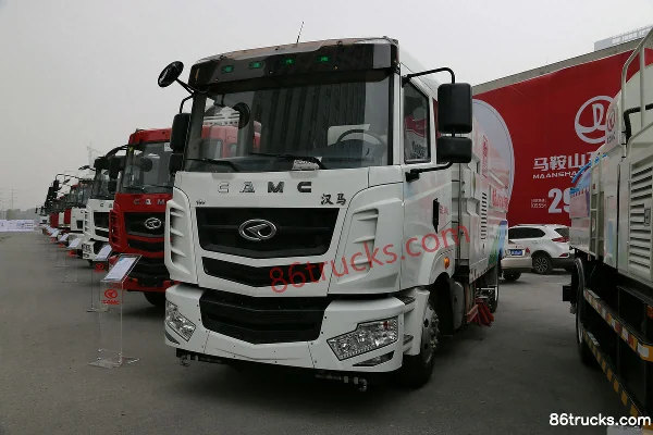 Hualing Hanma 180 hp 4X2(6 wheels) Sweeper Truck Exterior (3) | 86Trucks
