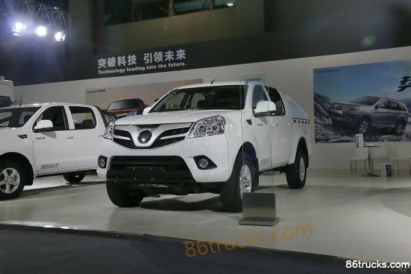 Foton Tunland E5 2017 Comfort 2.4L Gasoline 136hp 2WD Double Cab Pickup (3) | 86Trucks