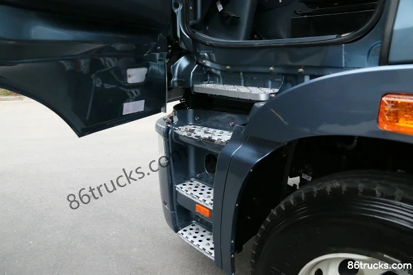 Hualing Xing Kama camion lourd 420 ch 6X4(10 roues) tracteur routier Cabine (2) | 86Trucks
