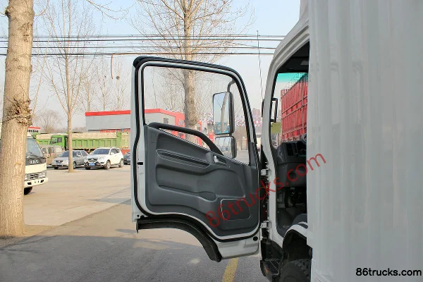 JAC Shuailing H330 130 hp 4X2(6 wheels) 4.12m single-row box light truck Cab (1) | 86Trucks