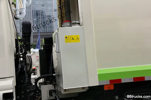 Foton AumanETX 3 Series 210 hp 4X2(6 wheels) Garbage Truck Body (2) | 86Trucks