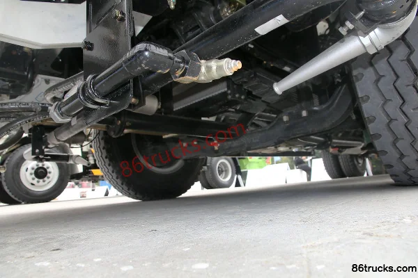 Foton AumanETX 210 ch 4X2(6 roues) camion de nettoyage haute pression Châssis (2) | 86Trucks