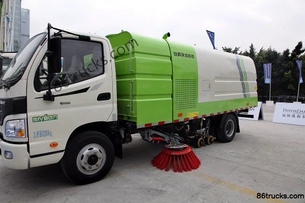 Foton Aumark 3 Series 141 hp 4X2(6 wheels) 3T Water Cleaning Truck Exterior (3) | 86Trucks