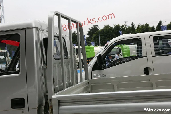 Foton Forland Yuling VQ2 2,0 L 129 ch 4X2(6 roues) essence mini camion à plateau cabine simple Carrosserie (2) | 86Trucks