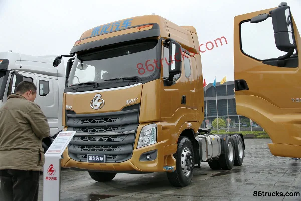 Dongfeng Liuqi Chenglong H7 Heavy Truck Weichai 460 hp 6X4(10 wheels) Tractor Truck Exterior (3) | 86Trucks