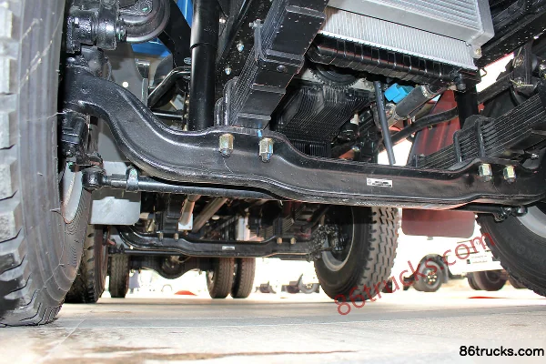 Feidi D5 Series 130 hp 6X2(8 wheels) 6.5m Cab-over Flatbed Light Truck (Yuchai) Chassis (2) | 86Trucks