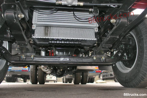 Feidi Hongrui T Series 82 hp 4X2(6 wheels) 3.2m Single-row Flatbed Truck Chassis (2) | 86Trucks