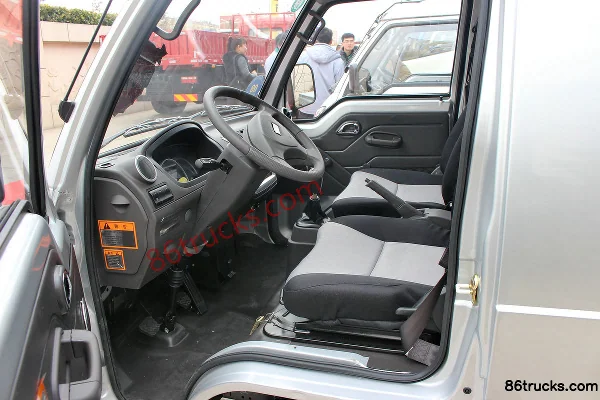 Feidi M1 Series 1.2L 88hp 4X2(6 wheels) Gasoline 3.4m single-row flatbed mini truck Cab (2) | 86Trucks