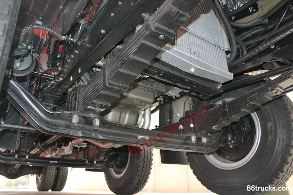 Feidi D6 série 170 ch 6X2(8 roues) 6,8 m cabine avec couchette camion porteur à ridelles Châssis (1) | 86Trucks