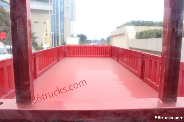 Feidi D6 série 170 ch 6X2(8 roues) 6,8 m cabine avec couchette camion porteur à ridelles Carrosserie (1) | 86Trucks