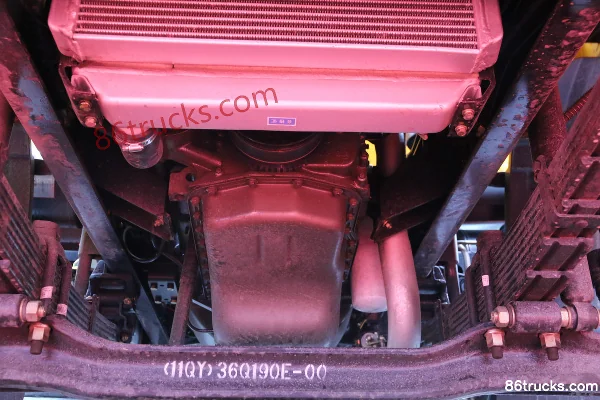 Sichuan Hyundai Ruiyu 180 hp 6X2(8 wheels) 4.7m Dump Truck Chassis (2) | 86Trucks