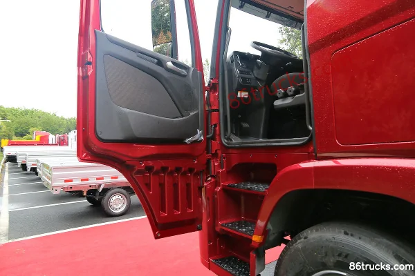 Hyundai Commercial Vehicle Chuanghu XCIENT Heavy Truck 410 hp 8X4(12 wheels) 9.46 m Stake Truck Cab (1) | 86Trucks