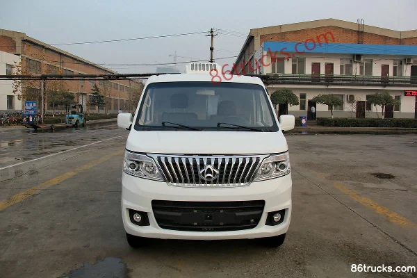 Changan Light Vehicle Ruixiang M80 109 ch 4X2(6 roues) camion frigorifique Extérieur (2) | 86Trucks