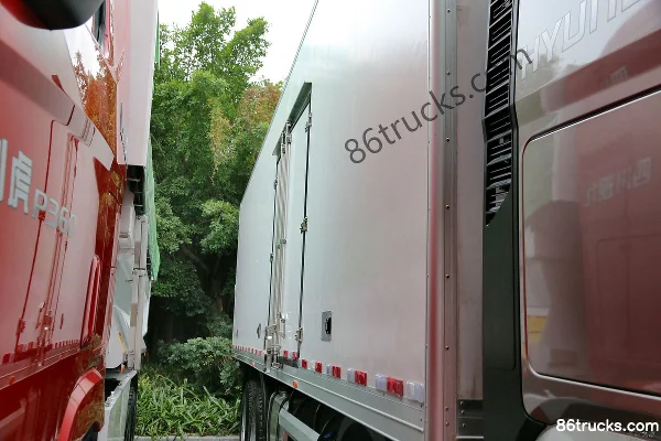 Hyundai Commercial Vehicle Chuanghu XCIENT Heavy Truck 410 hp 8X4(12 wheels) 9.37 m Van Truck Body (3) | 86Trucks