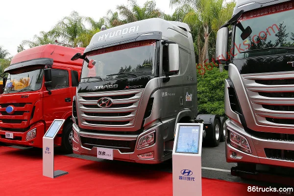 Hyundai Commercial Vehicle Chuanghu XCIENT P440 Heavy Truck 440 hp 6X4(10 wheels) Tractor Truck (Lift Axle) Exterior (3) | 86Trucks