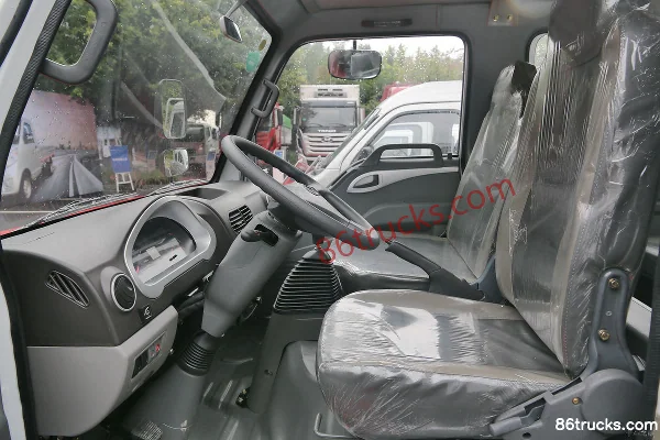 Hyundai Sichuan Ruibei 113 ch 4X2(6 roues) camion léger à ridelles double cabine 2,6 m (3) | 86Trucks