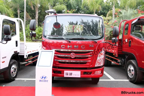Hyundai Sichuan Ruiyue camion léger 115 ch 4X2(6 roues) camion plateau benne 4,18 m (Yuchai) Extérieur (2) | 86Trucks