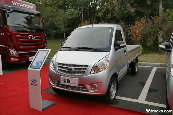 NanJun Ruiyi 1.3L 82 hp 4X2(6 wheels) Gasoline 3m Single-row Flatbed Mini Truck Exterior (3) | 86Trucks