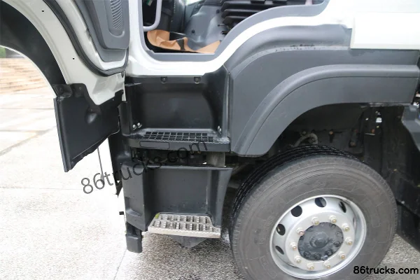 Qingling Isuzu VC46 poids lourd 350 ch 6X4(10 roues) tracteur routier Cabine (2) | 86Trucks