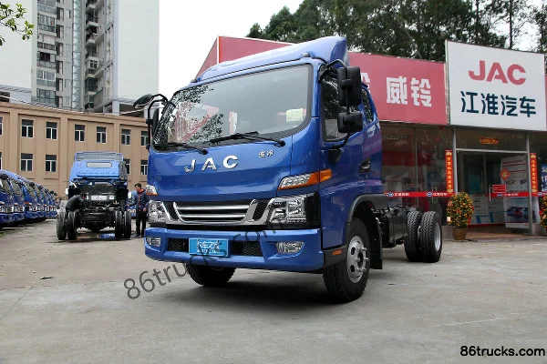 JAC Junling V6 160 hp 4X2(6 wheels) 3308mm Wheelbase Sleeper Cab Light Truck Chassis Exterior (3) | 86Trucks