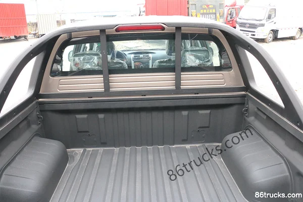 Foton Tunland S 2,8 L diesel 161 ch 4x4(6 roues) double cabine pick-up (champagne) Photos officielles (3) | 86Trucks