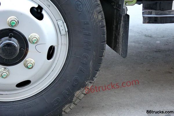 Foton Ollin TX Super Value Edition 110 hp 4X2(6 wheels) 4.165m single-row van light truck (air brake) Chassis (3) | 86Trucks