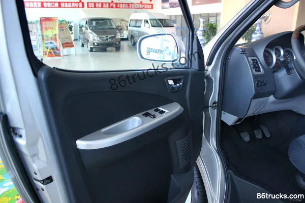 Foton utilitaire ParkerE classique 122 ch fourgon fermé Cabine (2) | 86Trucks