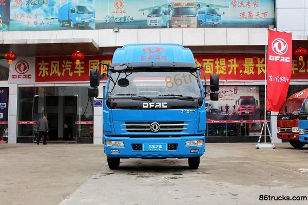 Dongfeng Duolika D6-S 115 hp 4X2(6 wheels) 4.17m single-row flatbed light truck chassis Exterior (2) | 86Trucks