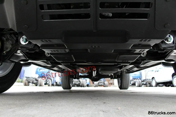JAC T6 2015 Nouveau Style 2.8T diesel courte cabine double pick-up Carrosserie (1) | 86Trucks