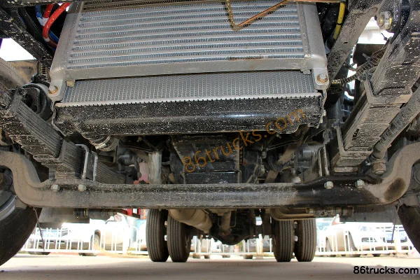 JAC Junling V6 141 hp 4X2(6 wheels) 4.15m single-row van light truck Chassis (1) | 86Trucks