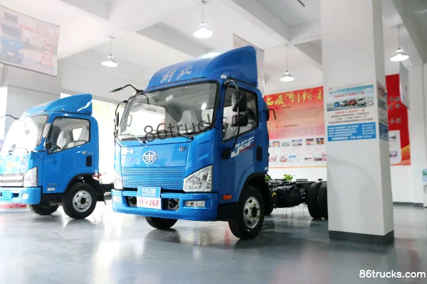 FAW Jiefang J6F 108hp 4X2(6 wheels) Single Row Light Truck Chassis Exterior (3) | 86Trucks