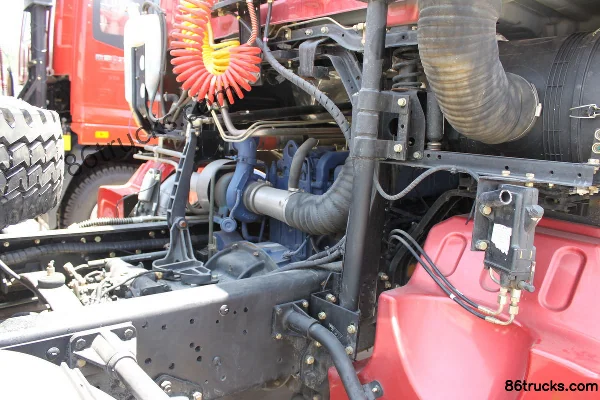 Foton AumanETX 5 Series Heavy Truck 310hp 6X2(8 wheels) Tractor Truck Chassis (2) | 86Trucks