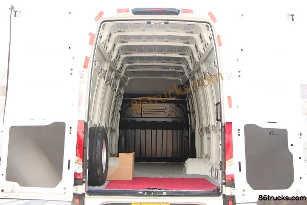 IVECO Nouveau DAILY 170 ch fourgon fermé cabine simple Caisse (3) | 86Trucks