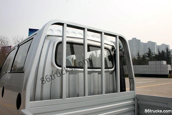 Foton Forland Kangrui K1 68 ch 4X2(6 roues) camion léger plateau 2,7 m cabine double Carrosserie (1) | 86Trucks
