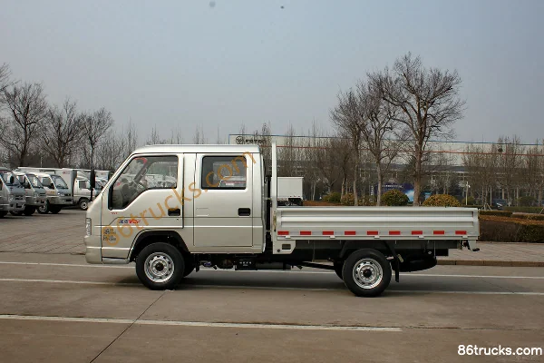Foton Times Yuling VQ2 1.5L 112hp 4X2(6 wheels) Gasoline Double Row Flatbed Micro Truck Exterior (3) | 86Trucks