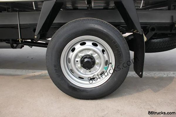 Foton Times Yuling VQ2 1.5L 112hp 4X2(6 wheels) Gasoline Double Row Flatbed Micro Truck Chassis (2) | 86Trucks