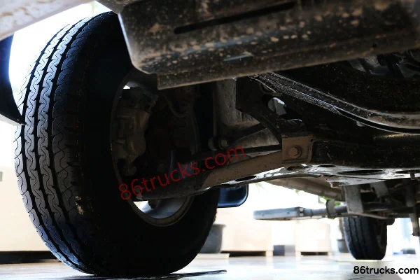 JMC New Transit 2016 Luxury 136hp Commercial Vehicle Chassis (2) | 86Trucks
