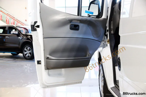 JMC Classic Transit 2016 109hp Enclosed Van (Short Wheelbase) Cab (3) | 86Trucks
