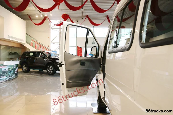 JMC Classic Transit 2016 109hp Enclosed Van (Short Wheelbase) Cab (1) | 86Trucks