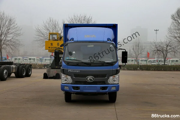 Foton Ruivo 154hp 4X2(6 wheels) 4.8m semi-row van cargo truck Exterior (2) | 86Trucks