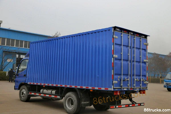 Foton Ruivo 154hp 4X2(6 wheels) 4.8m semi-row van cargo truck Body (3) | 86Trucks