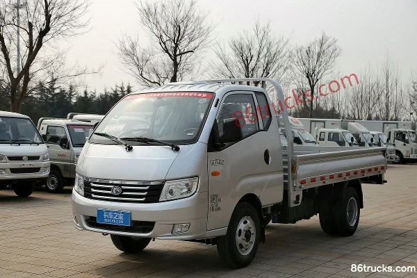 Foton Forland Kangrui K2 82hp 4X2(6 wheels) 3.4m Semi-cab Flatbed Light Truck Exterior (3) | 86Trucks