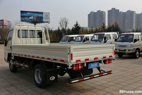 Foton Forland Xiaoka Star 65hp 4X2(6 wheels) 3.3m Single Row Flatbed Light Truck Body (3) | 86Trucks