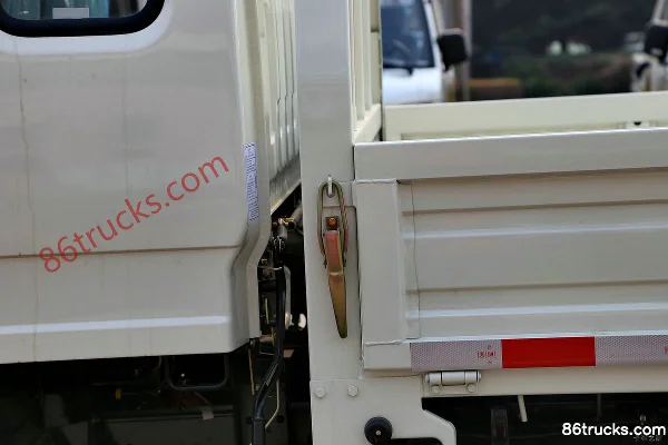Foton Forland Small Card Star 2 68hp 4X2(6 wheels) 2.7m semi-row flatbed mini truck Body (3) | 86Trucks