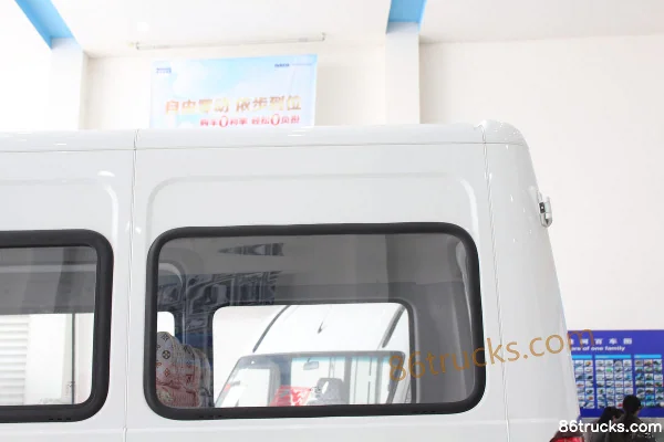 NAVECO Daily A32 129hp Commercial Vehicle Cargo Box (2) | 86Trucks